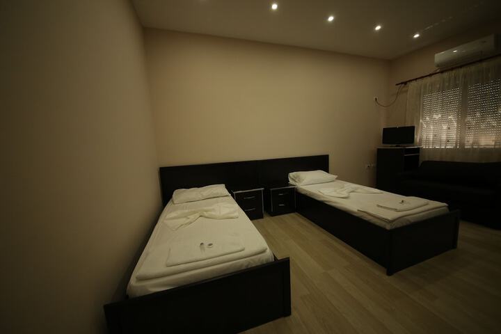 Room 17 of 45