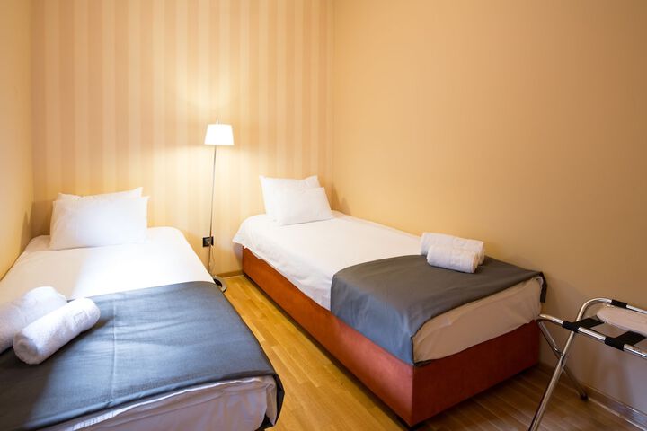 Room 118 of 267