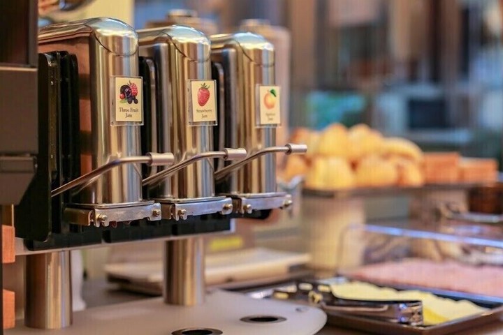 Breakfast/Coffee Service 13 of 19