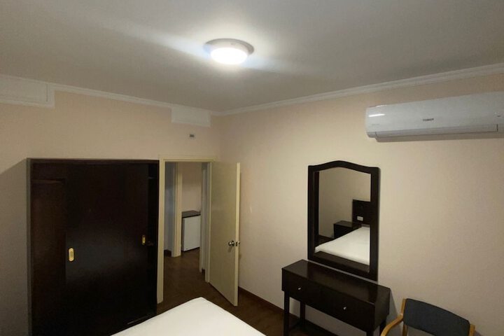 Room 7 of 46