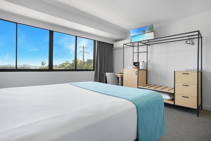 Room 7 of 36