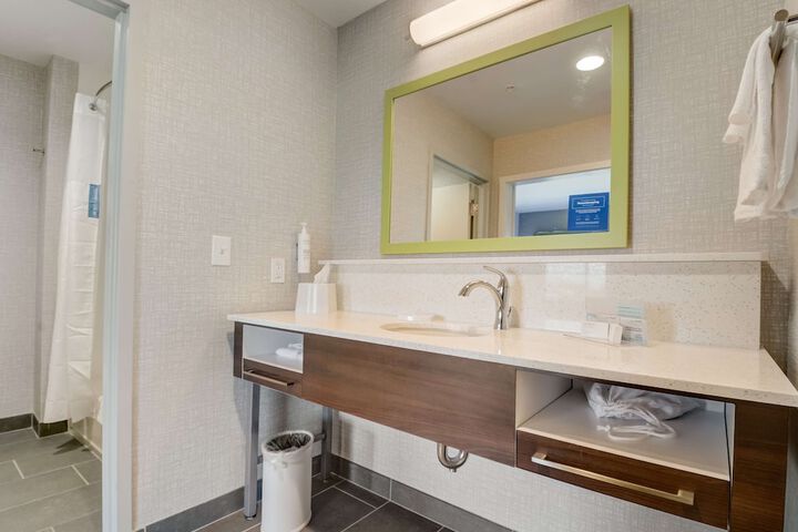 1 King Mobility Accessible with Tub (1 of 18)