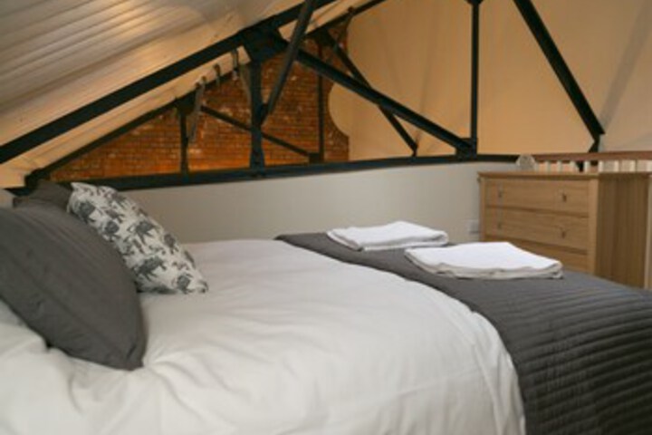 Room 20 of 111