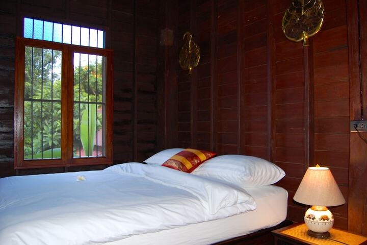 Room 8 of 78