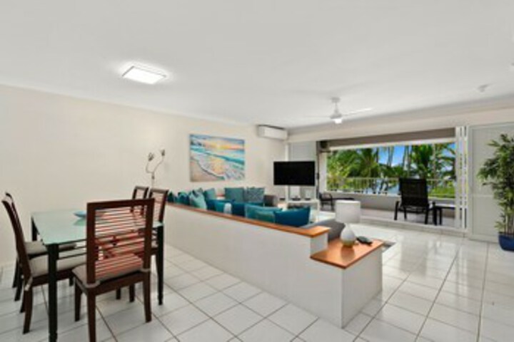 Room 2 of 22