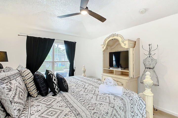 Room 7 of 41