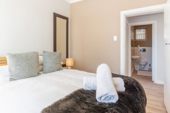 Room 10 of 21