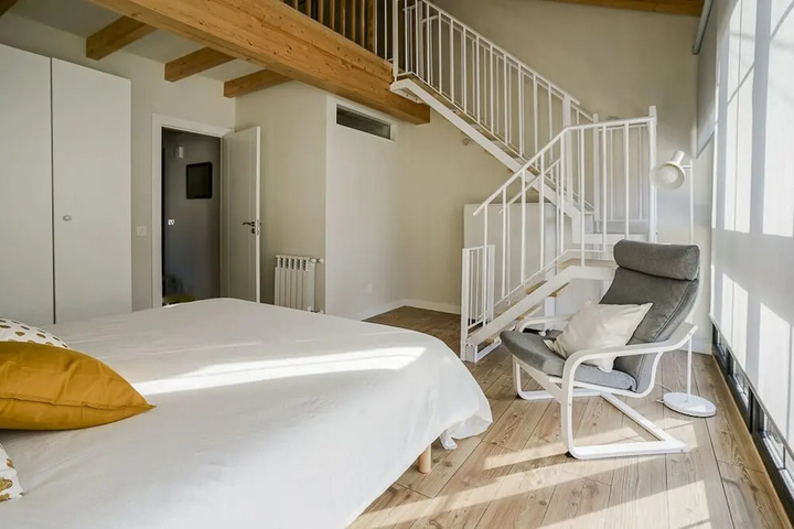 Room 3 of 15