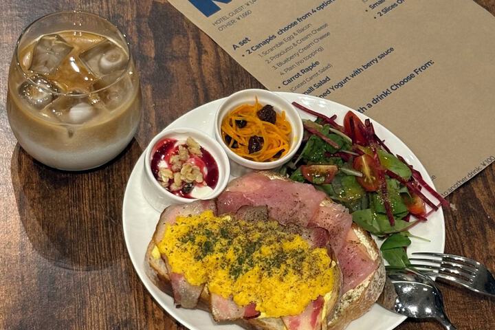Breakfast/Coffee Service 26 of 46
