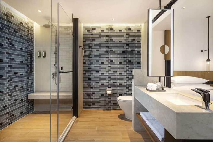 Clean Restrooms