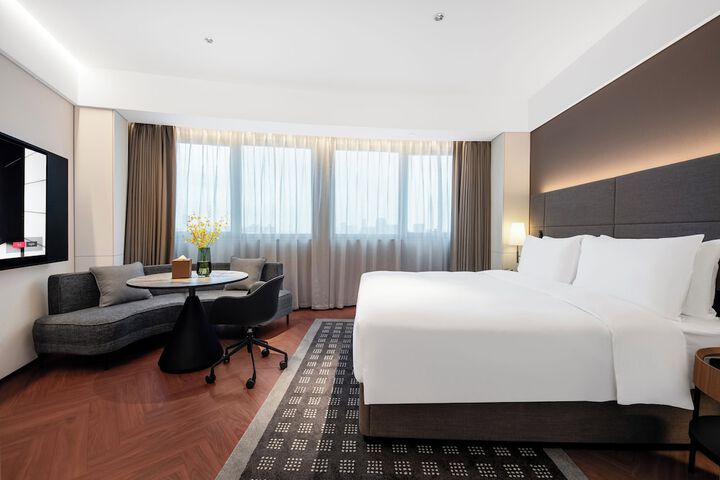 Room 26 of 70