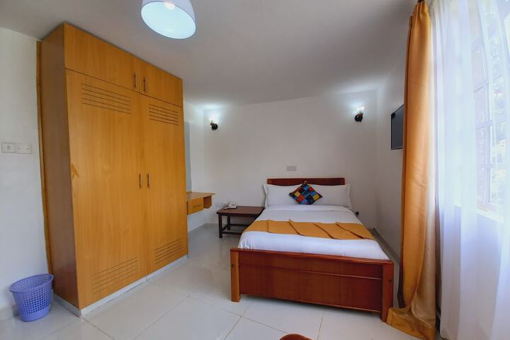 Room 15 of 43