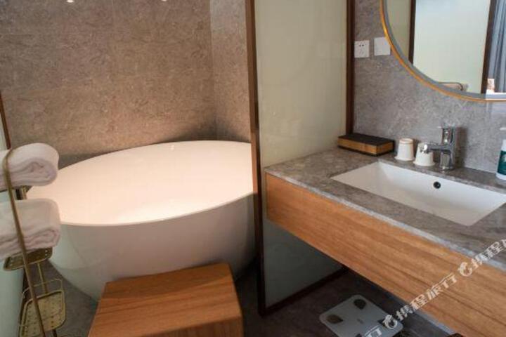 Qingyuanshan Hotel