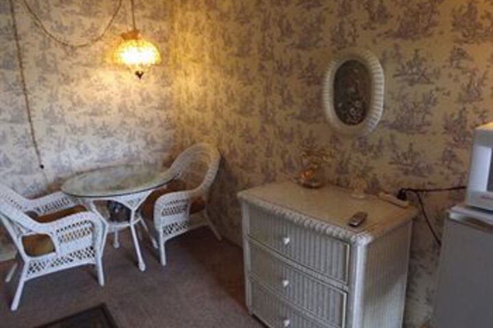 Room 19 of 23