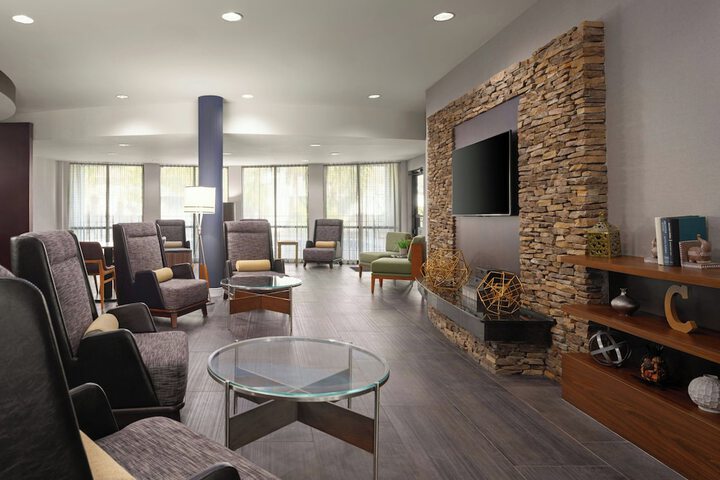 Guest Lobby