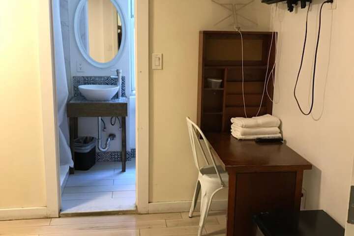 Room 15 of 39