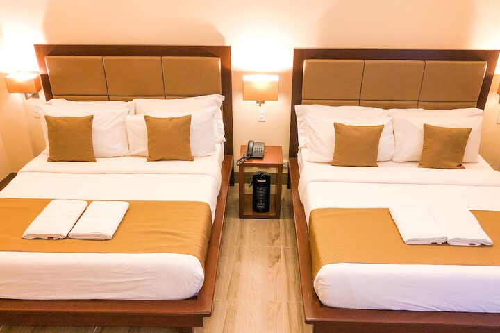 Room 20 of 77