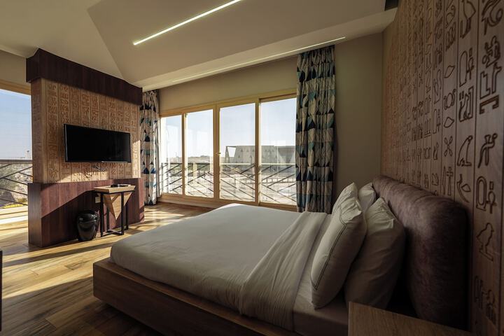 Room 25 of 109