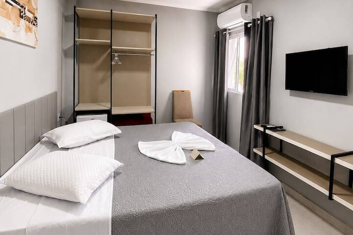 Room 44 of 91