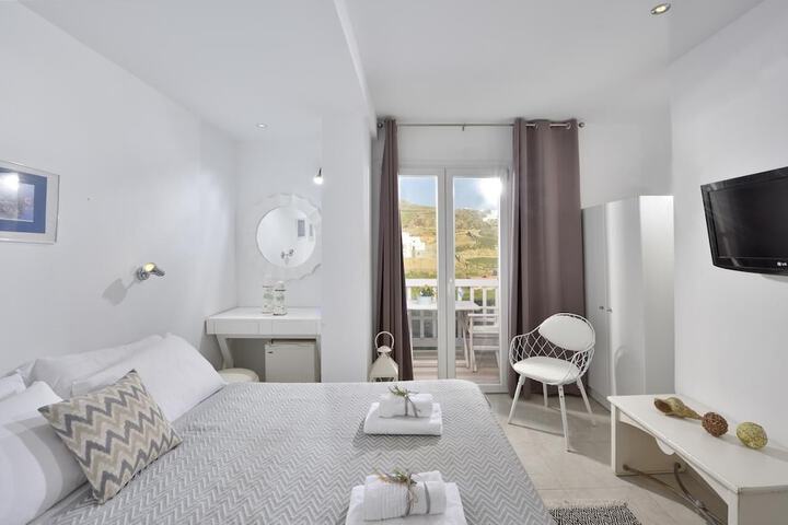 Room 9 of 20