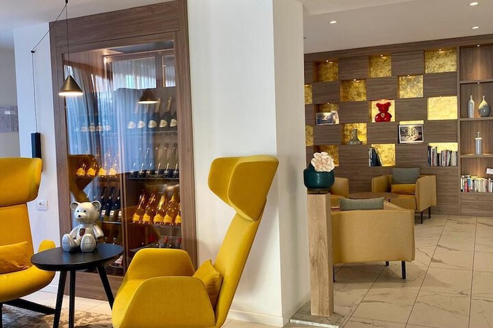 Hotel Interior 11 of 89