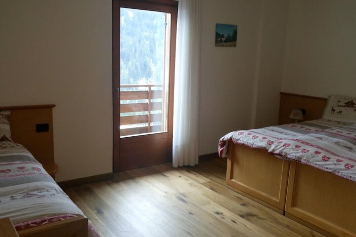 Room 11 of 65