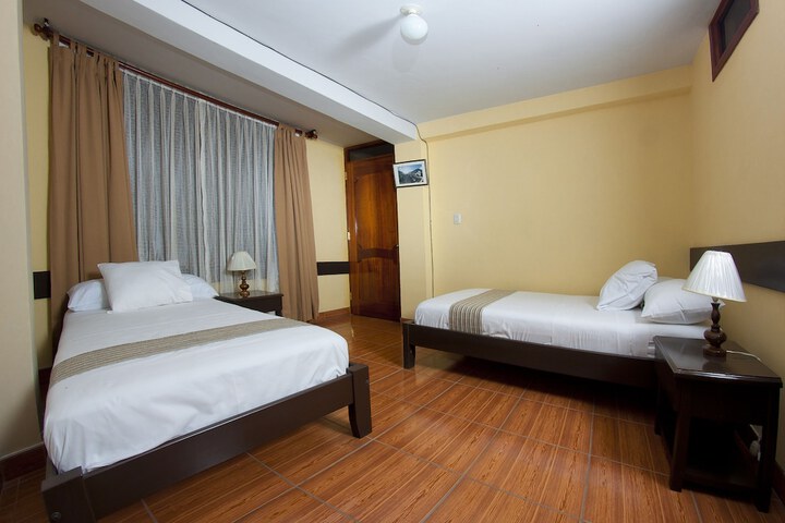 Room 7 of 35