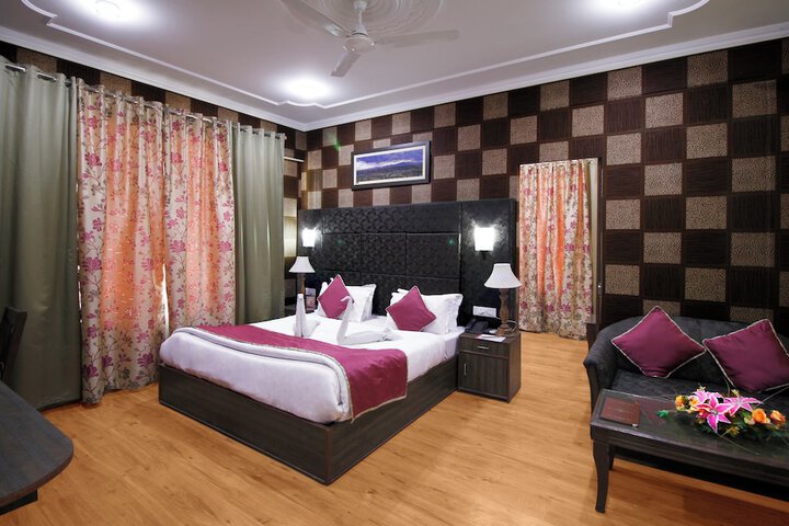 Room 14 of 29