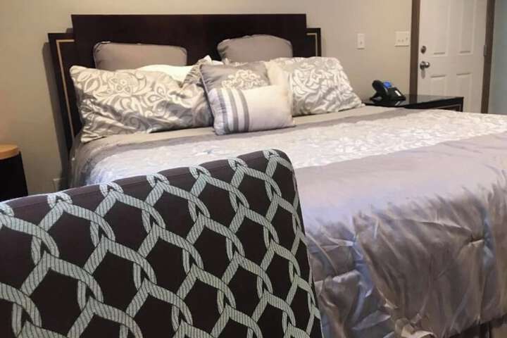 Room 3 of 11