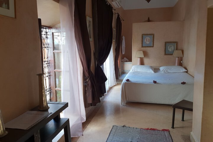Room 17 of 96
