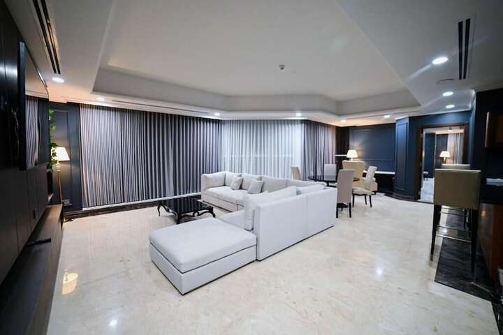 Room 29 of 48