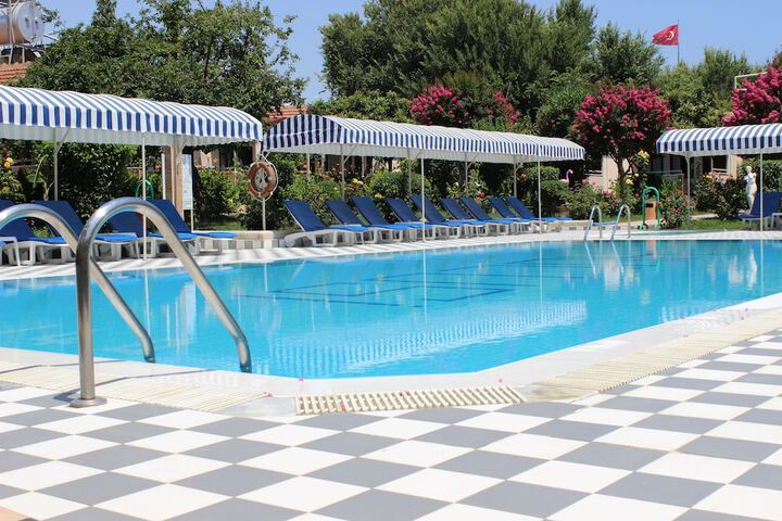 Pool 8 of 66