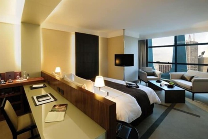 Room 10 of 89