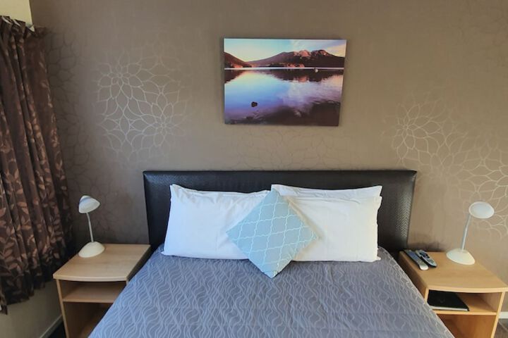 Room 8 of 54