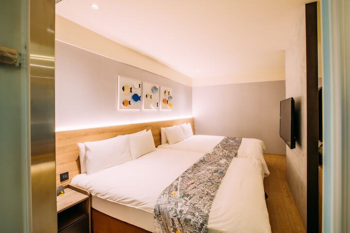 Room 89 of 210