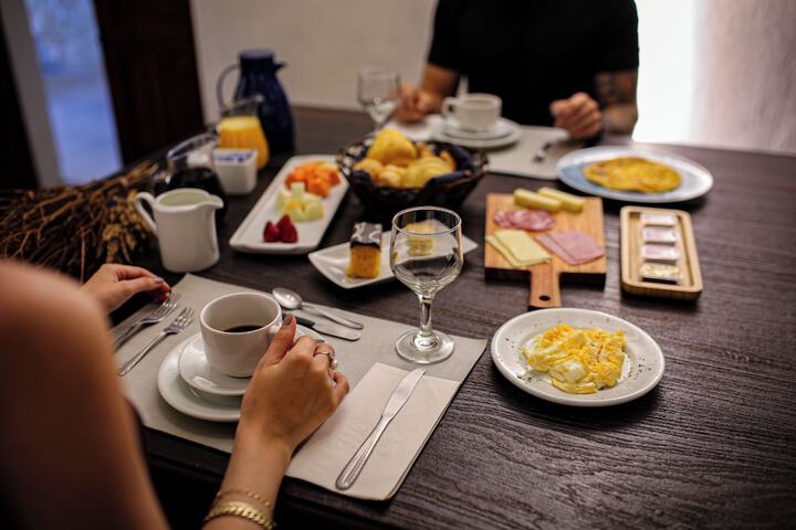 Breakfast/Coffee Service 38 of 51