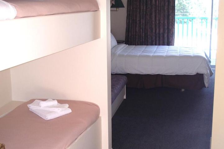 Room 13 of 59