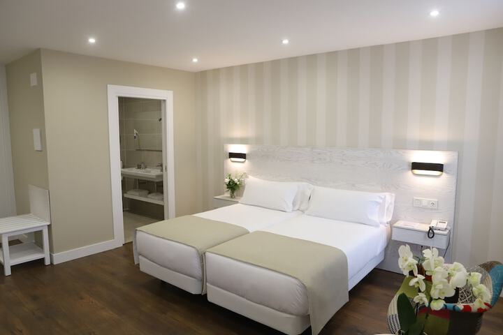 Room 14 of 53