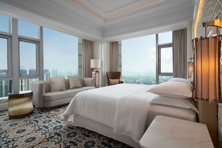 Room 25 of 78