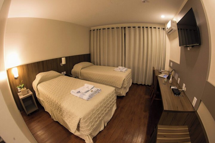 Room 13 of 46