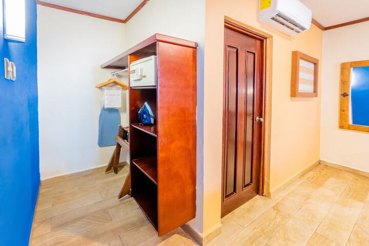Room 14 of 46