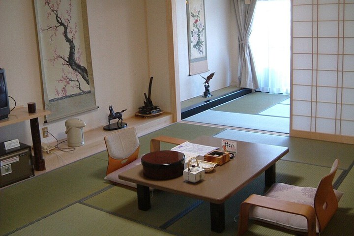 Room 11 of 52