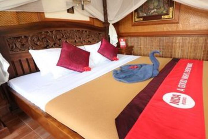 Room 8 of 26
