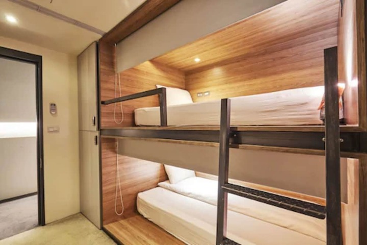 Room 8 of 24