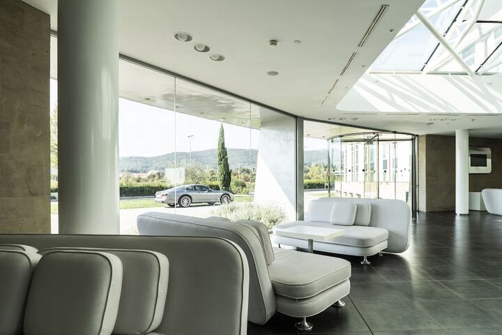 Guest Lobby