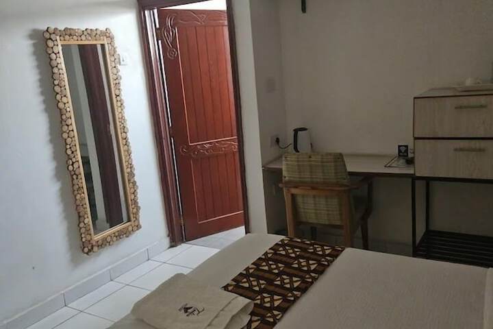 Room 11 of 27