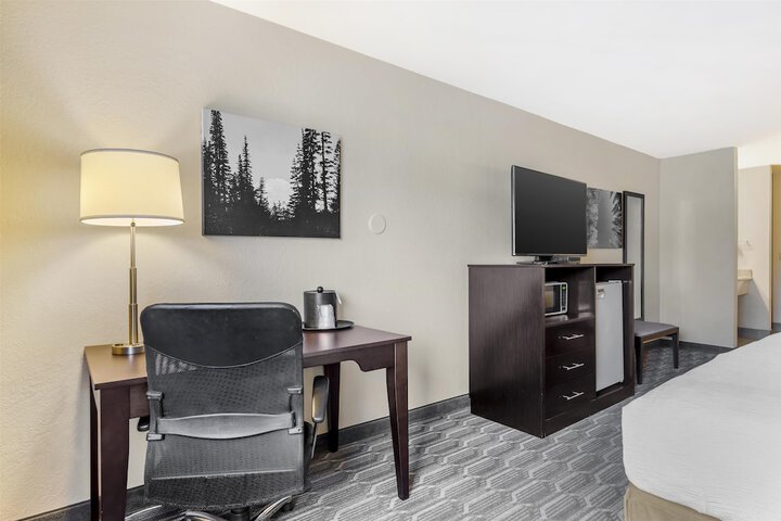 Room 14 of 43