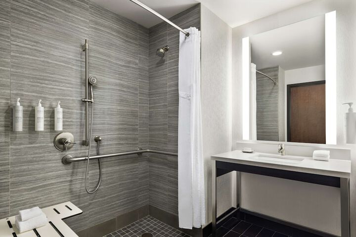 Bathroom shower