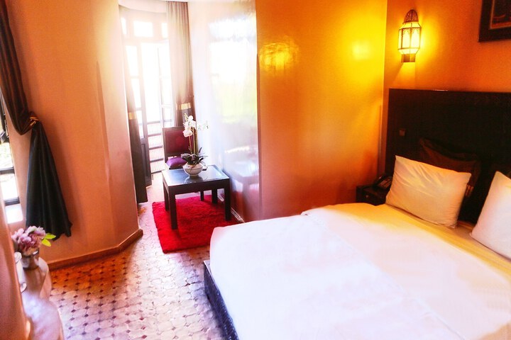 Room 7 of 15