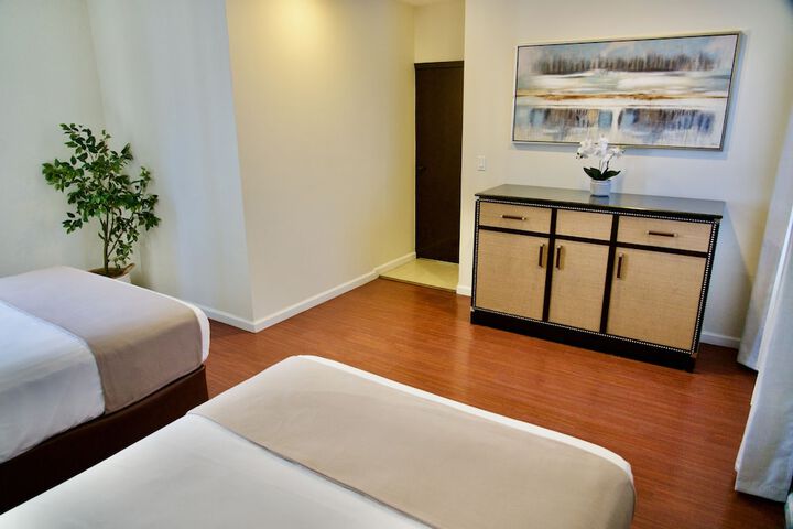 Room 40 of 159